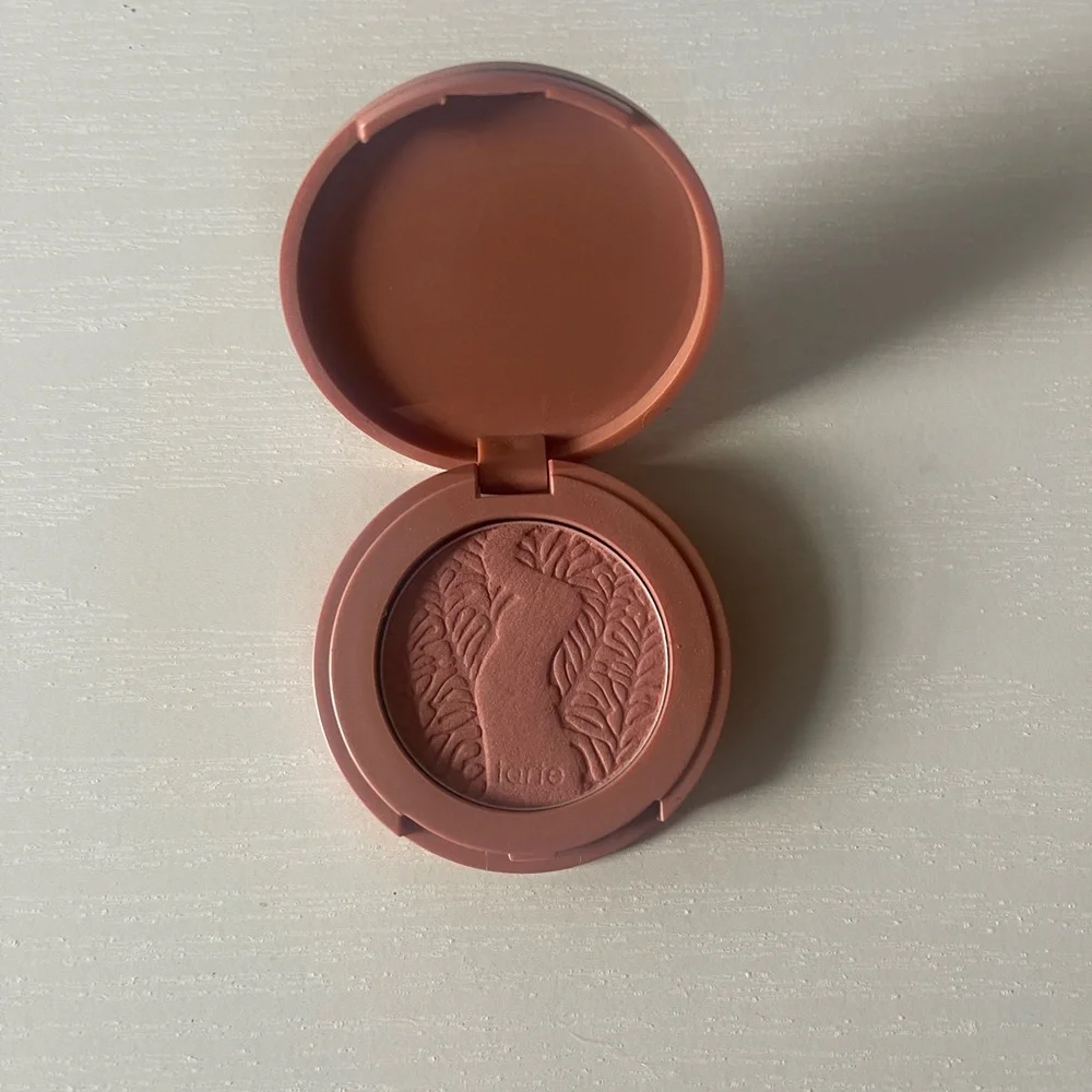 NWOB Tarte Amazonian Clay 12-Hour Blush in paaarty - Picture 2 of 3